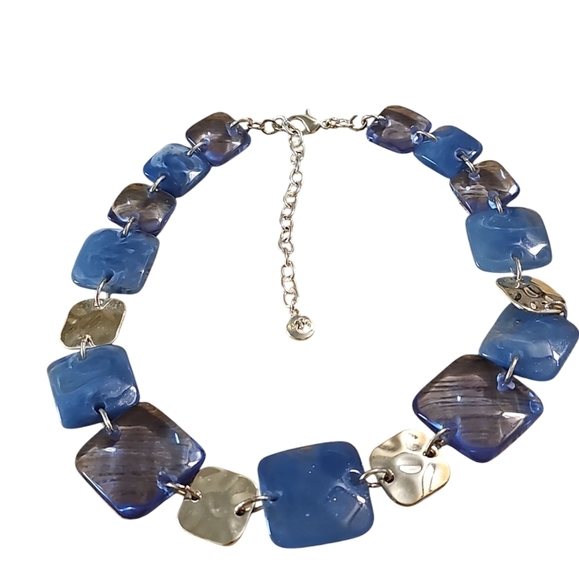 Gloria Vanderbilt Blue, Lavender And Silvertone Square Beads, Choker - Picture 2 of 6